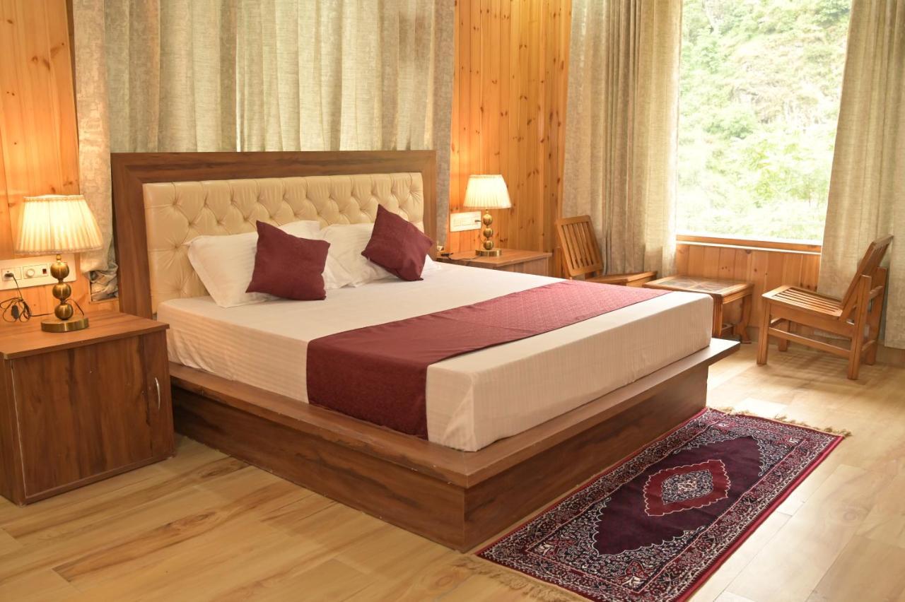 Hotel Royal Galaxy Tirthan Banjār Exteriér fotografie
